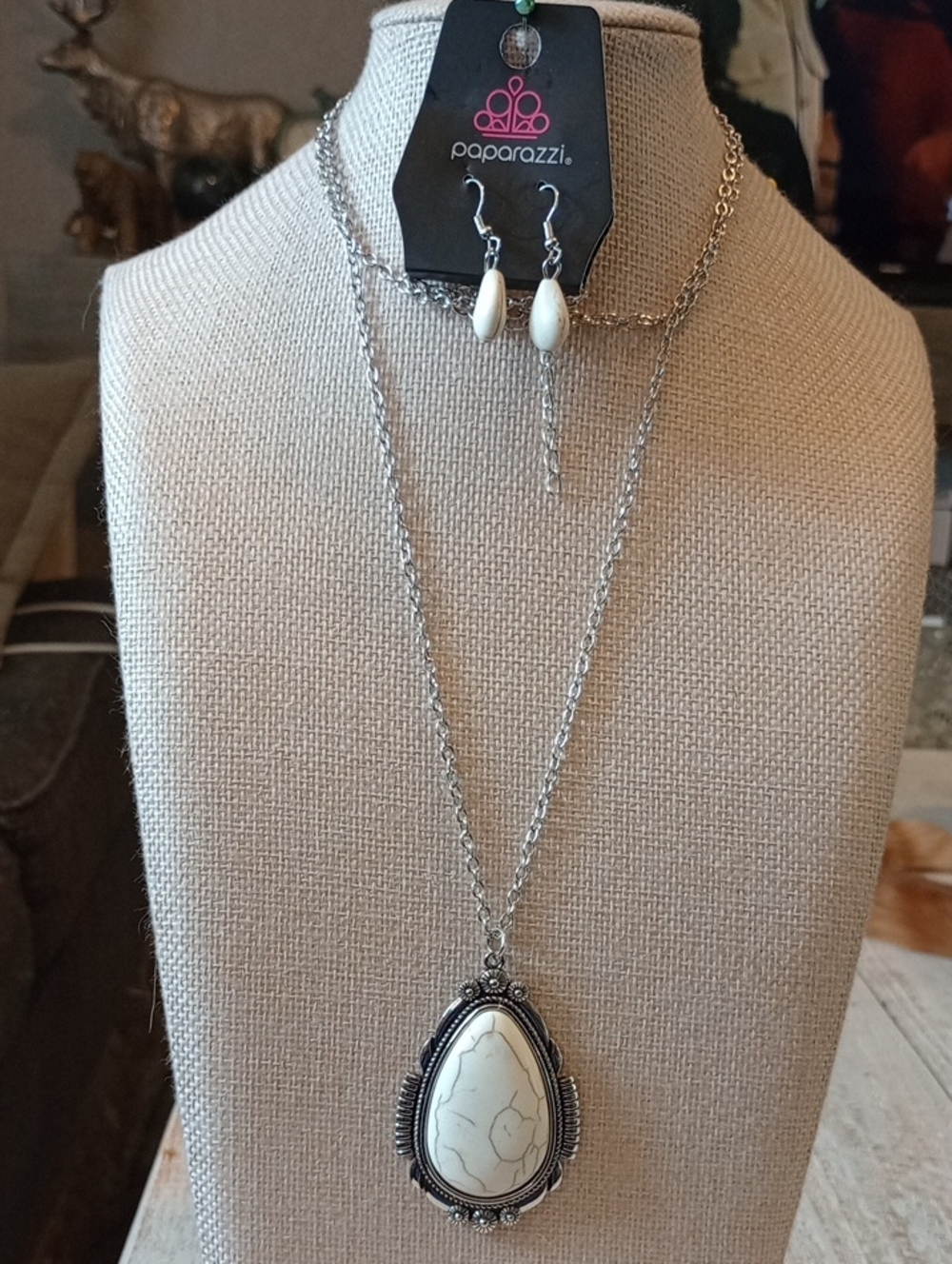 paparazzi Silver-Tone White Teardrop Stone Pendant Necklace with Matching Drops